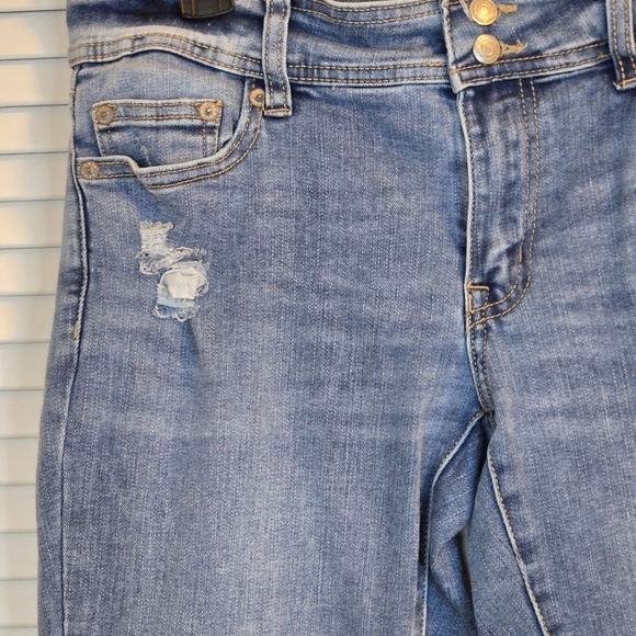 Aeropostale Cassie Distressed Super Low Rise Flare Blue Jeans Size 10 REG - Picture 3 of 8
